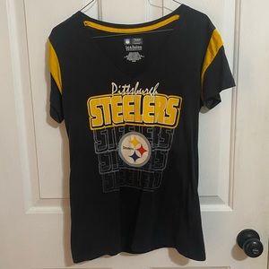 2 Pittsburgh Steelers women short sleeve medium